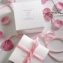 Load image into Gallery viewer, Valentines Gift Sets